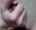 Krásně honí a kouří péro